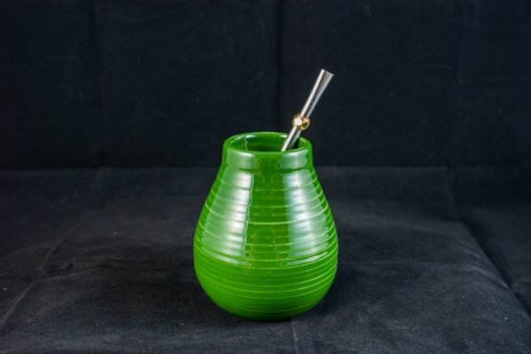 Calabaza avocado verde in ceramica per il consumo di Yerba Mate