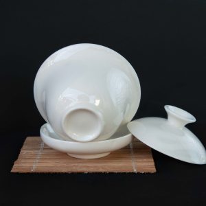 Teiera Gaiwan bianco in porcellana per tè in foglia