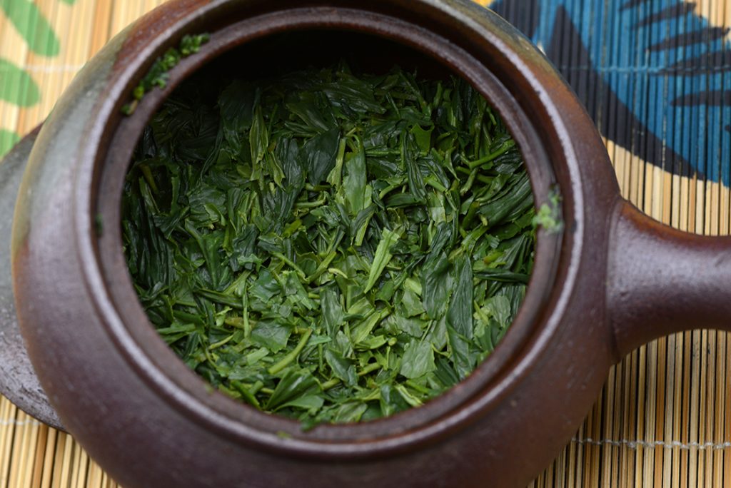 Sencha tè verde giapponese proprietà preparazione